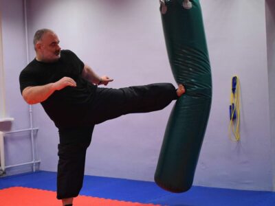 Клуб боевых искусств и Йоги