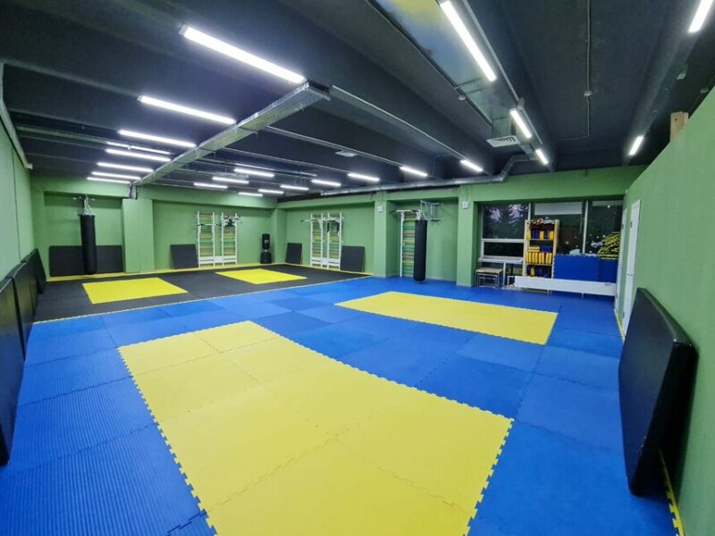 Запад-восток