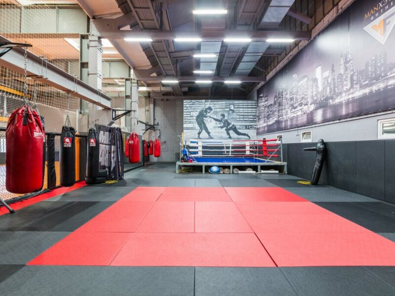 Школа тайского бокса Manfit Martial Arts