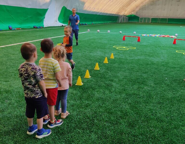 Футбольный клуб Специфик