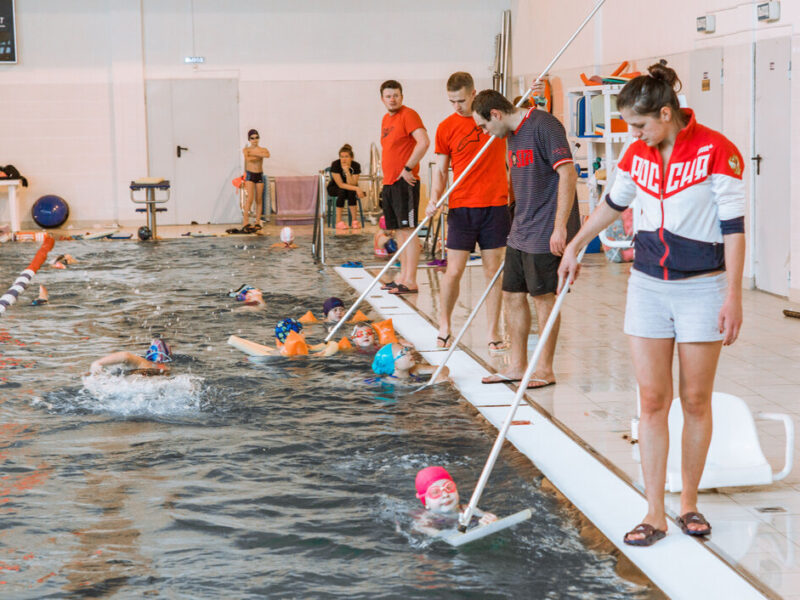 Школа плавания Splash