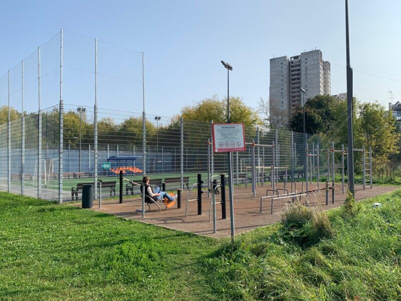 Спортплощадка, воркаут