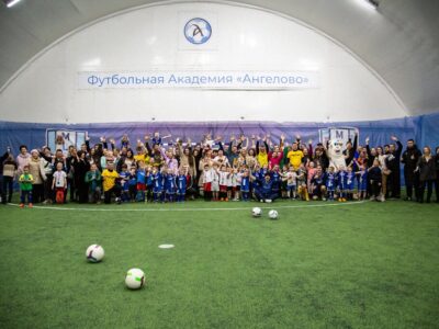 Футбольный манеж Ангелово