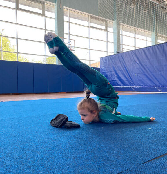 Центр художнственной гимнастики Gloria