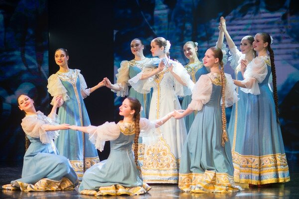 Умелицы, Ансамбль Русского Танца