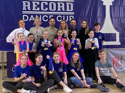 Record Dance Club