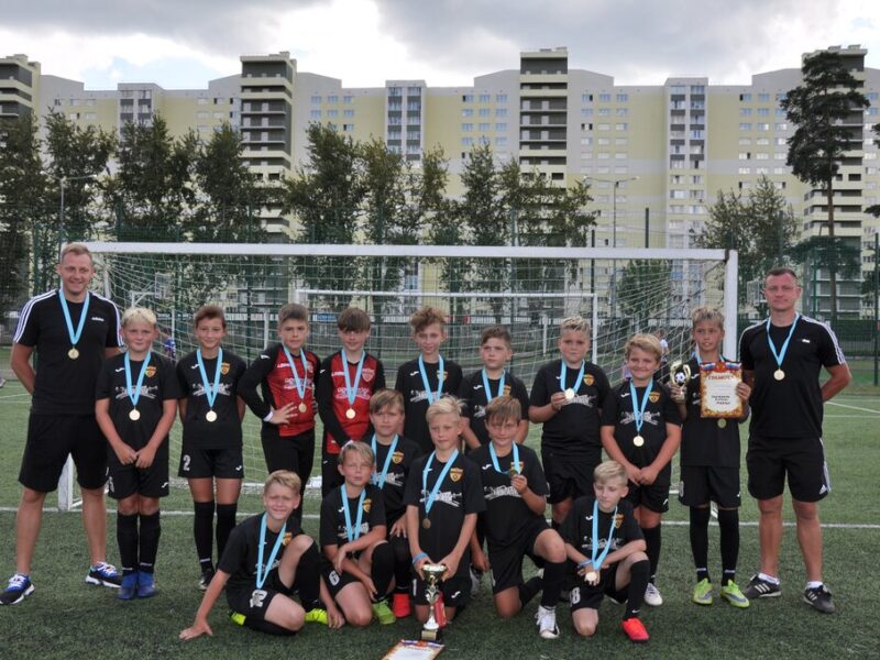 Футбольная школа Надежда