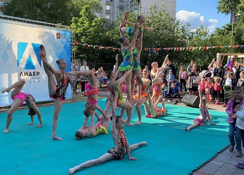 Студия акробатики AcroStars