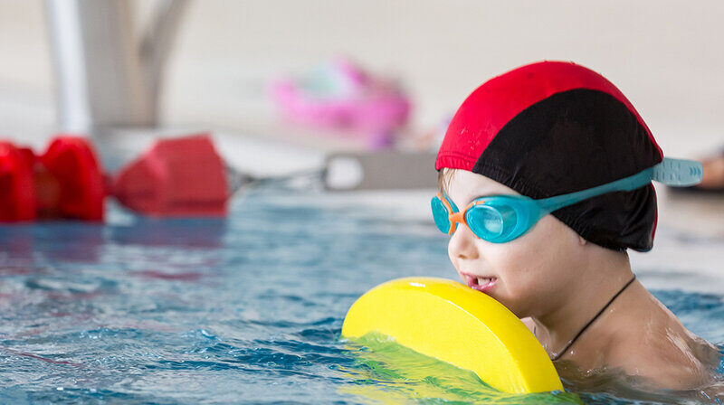 Счастливый Дельфин