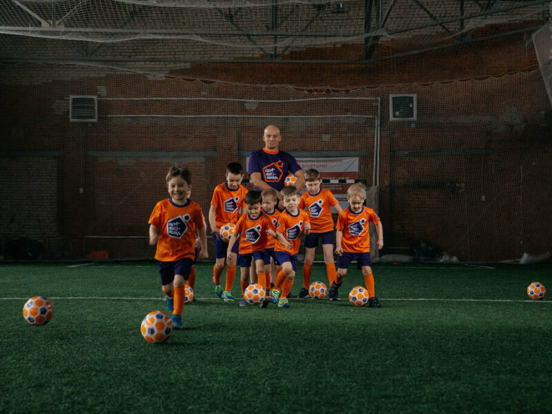 Чемпионика Реутов - детская футбольная школа