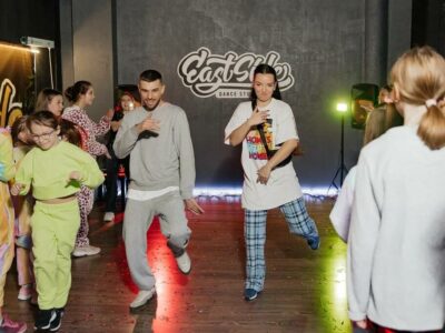 Танцевальная студия Eastside